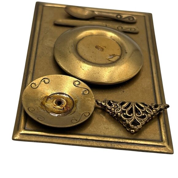 Vintage 70s Jan Michaels Brass Dinner Place Setting Plate Brooch Pin Artsy - Picture 4 of 7